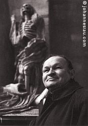 mann im trierer dom